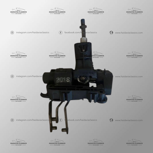 Mercedes-Benz W201 2.3-16 2.5-16 Getrag 5 Speed Manual Gearshifter Mechanism