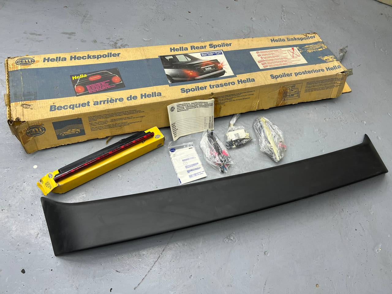 Genuine Mercedes-Benz W124 NOS Hella Rear Spoiler
