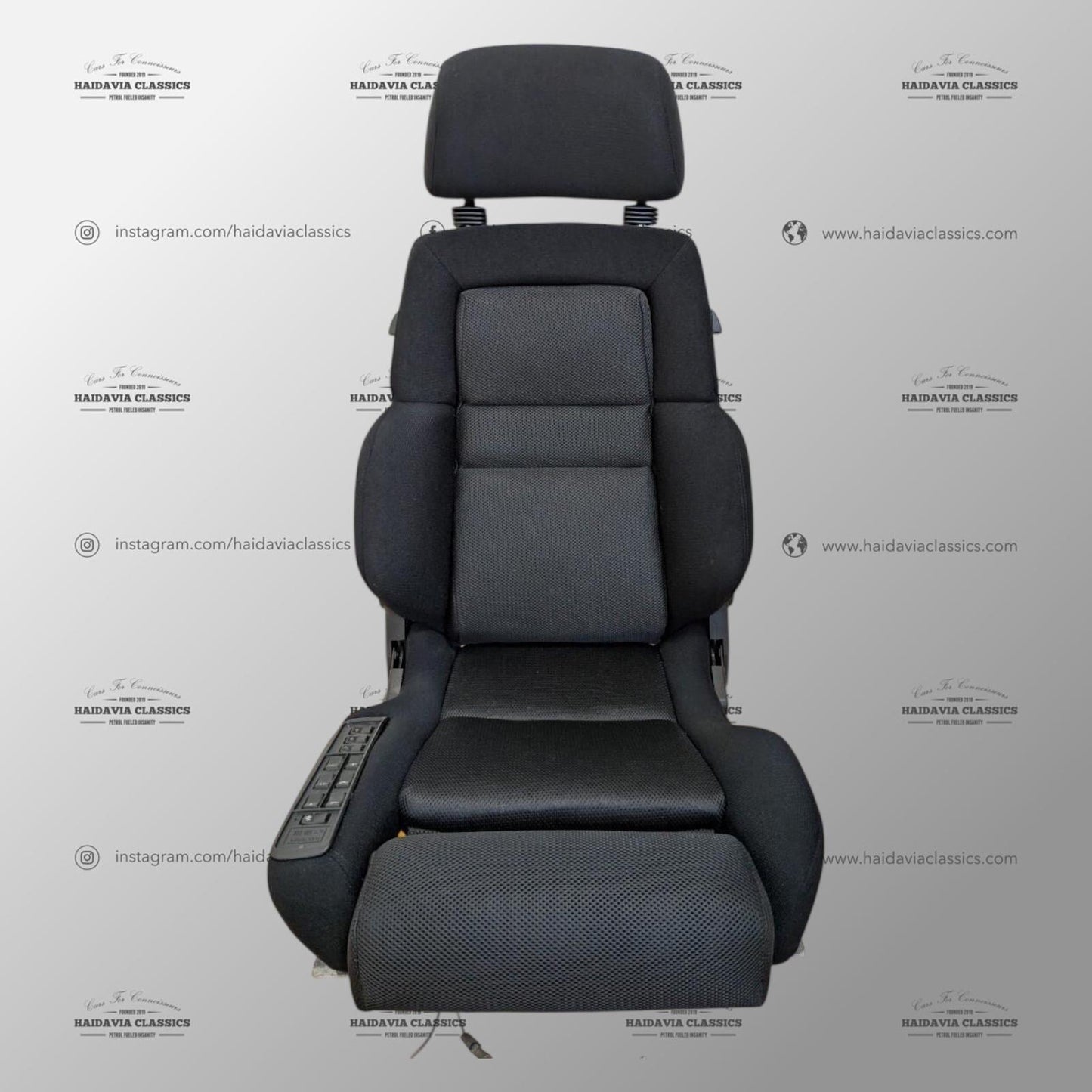 Genuine Mercedes-Benz Recaro CSE Driver Side Seat in Fabric