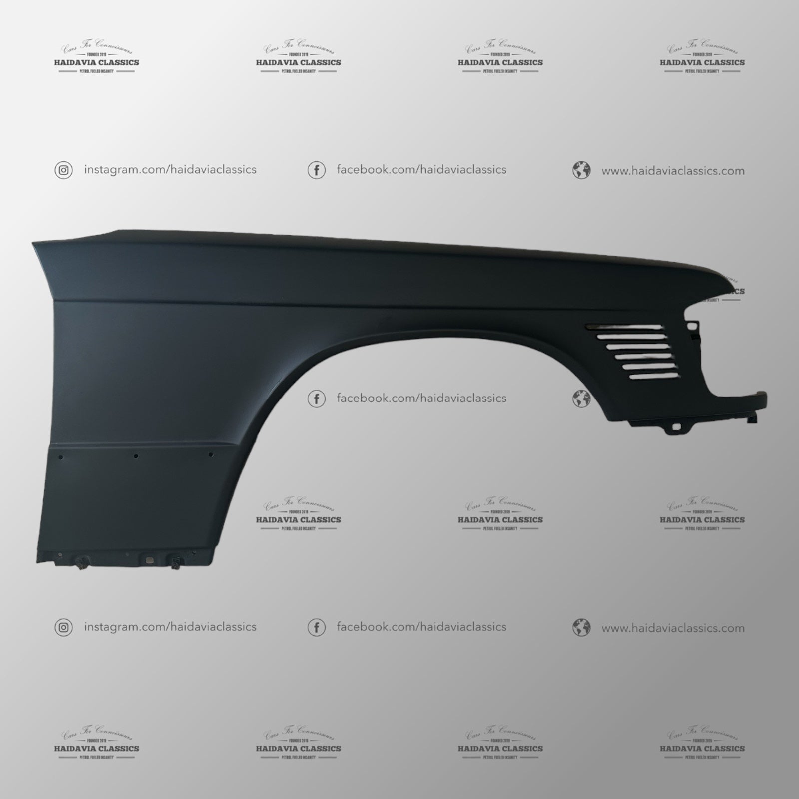 thumbnail image 2 of Silver Telescopic Manual Antenna For Mercedes 190 W201 – 3-Section Fender Mount – AM/FM 2 of 5