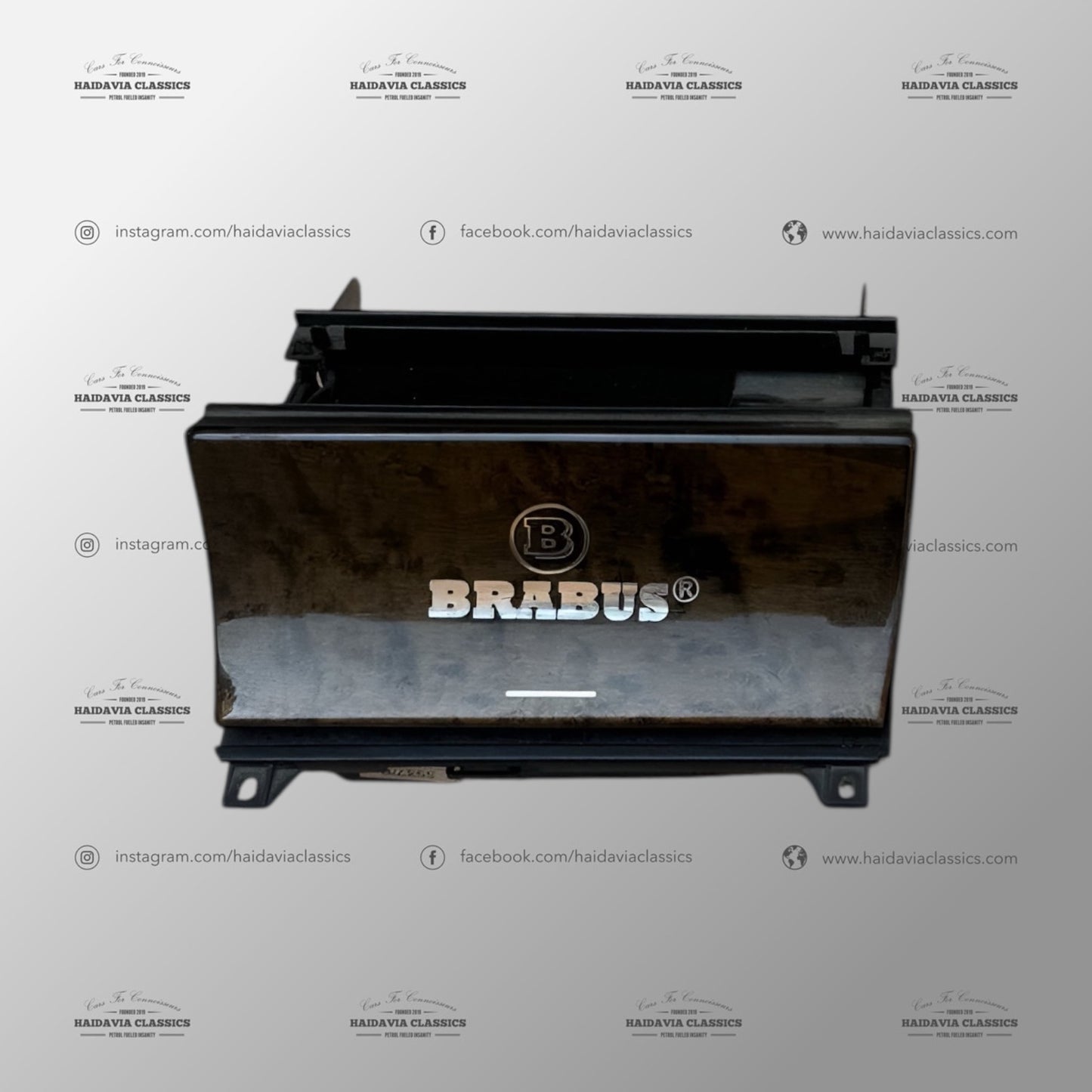 Genuine Mercedes-Benz W210 BRABUS middle Console Ashtray