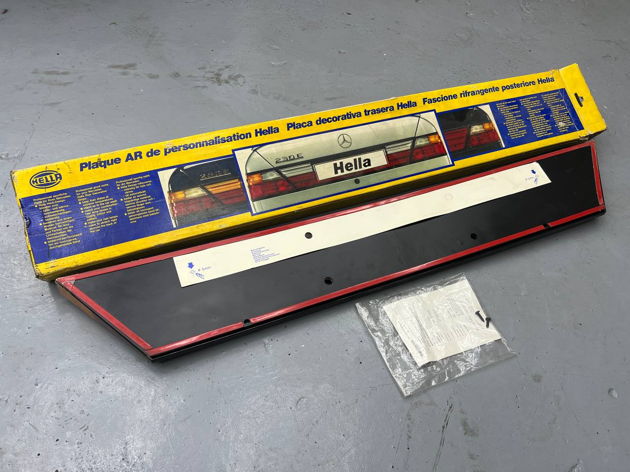 Genuine Mercedes-Benz W124 Hekblende [New Old Stock]