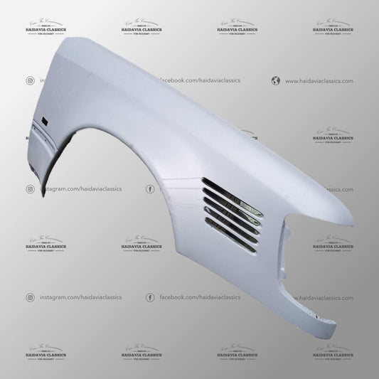 Reproduction Mercedes-Benz W124 E500 Metal Front Fenders with Turbo Vent Cut Out