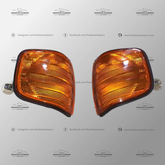 Genuine Mercedes-Benz NOS W126 Bosch Amber Indicators